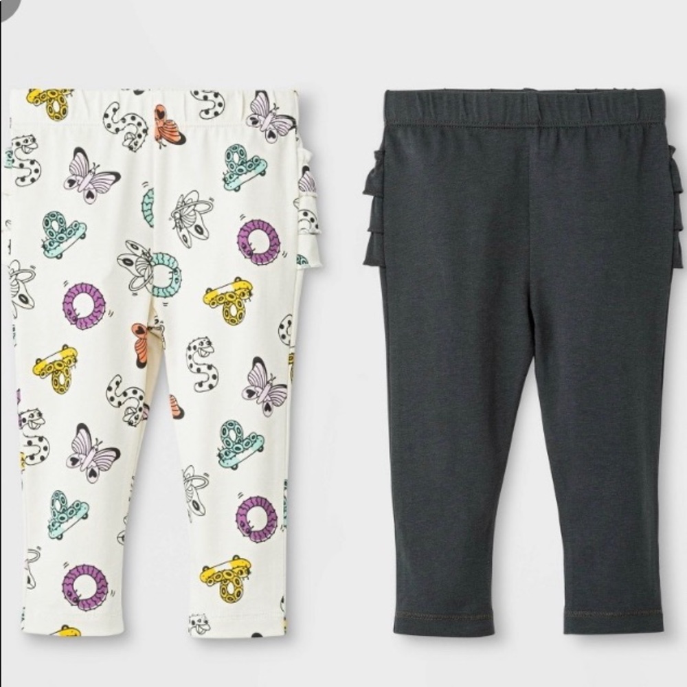 Baby girl 2 pc ruffle and dots